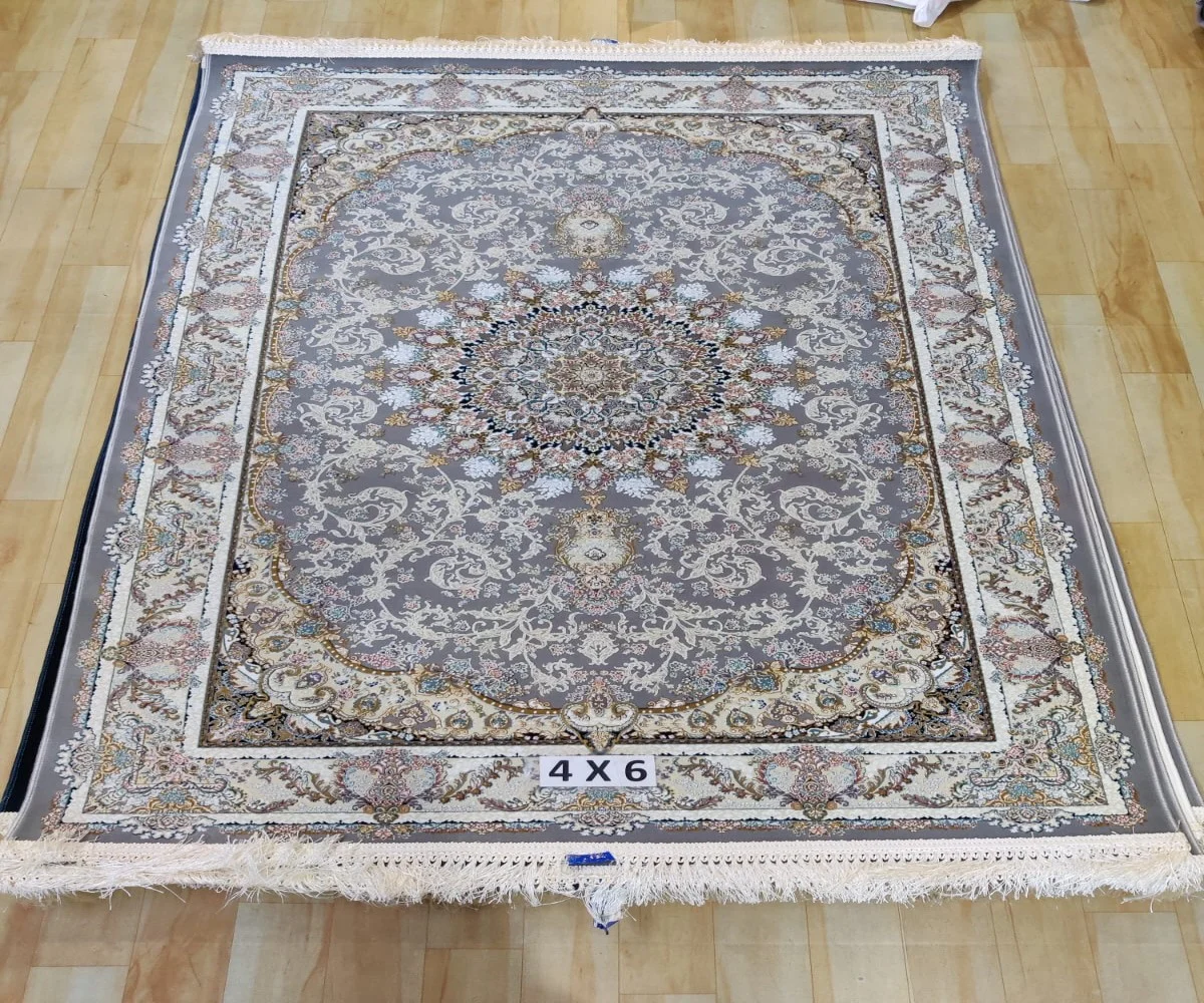 Kashan Persian Hand Knotted Carpet