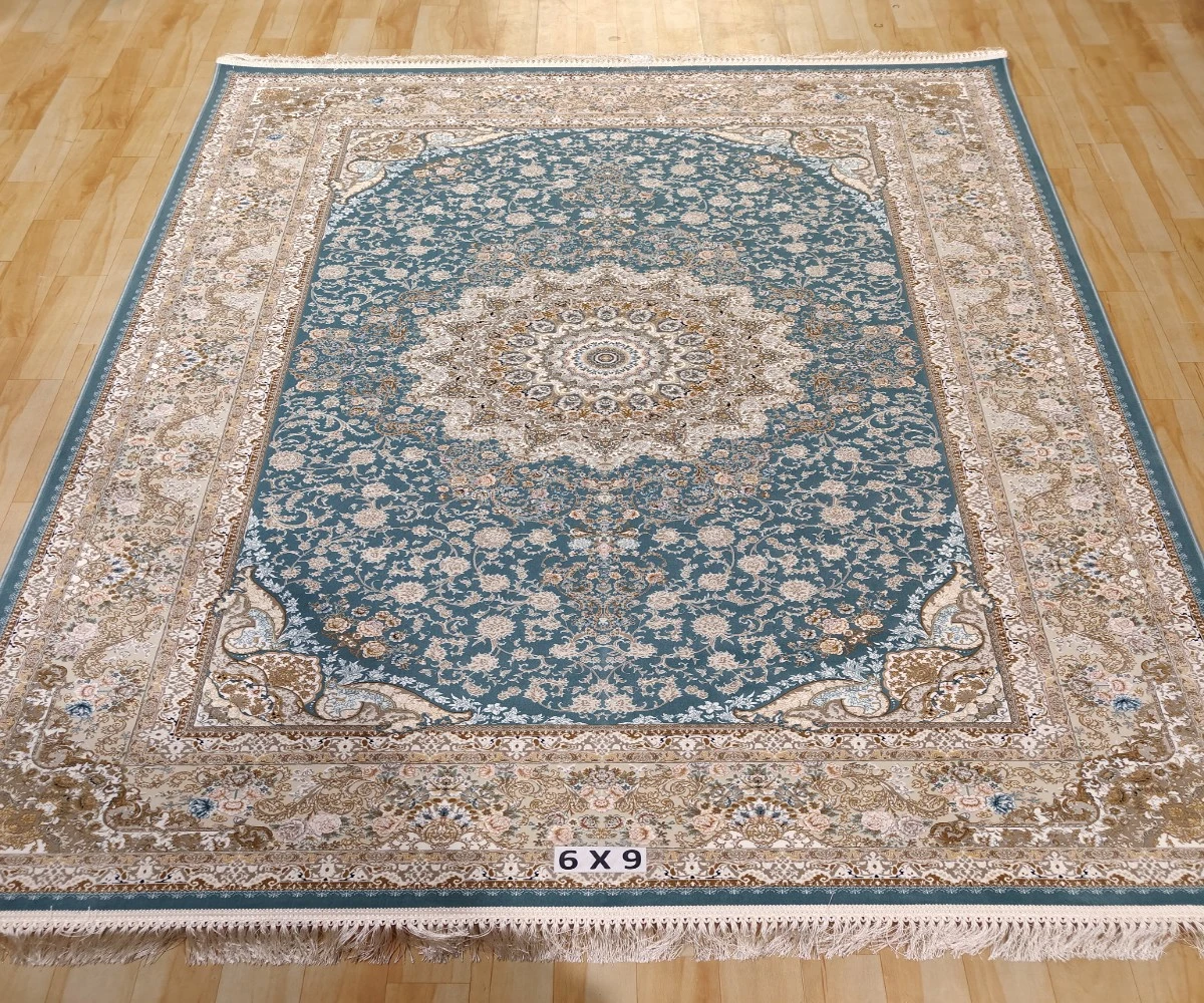 Perser Isfahan Hand Knotted Silk Carpet